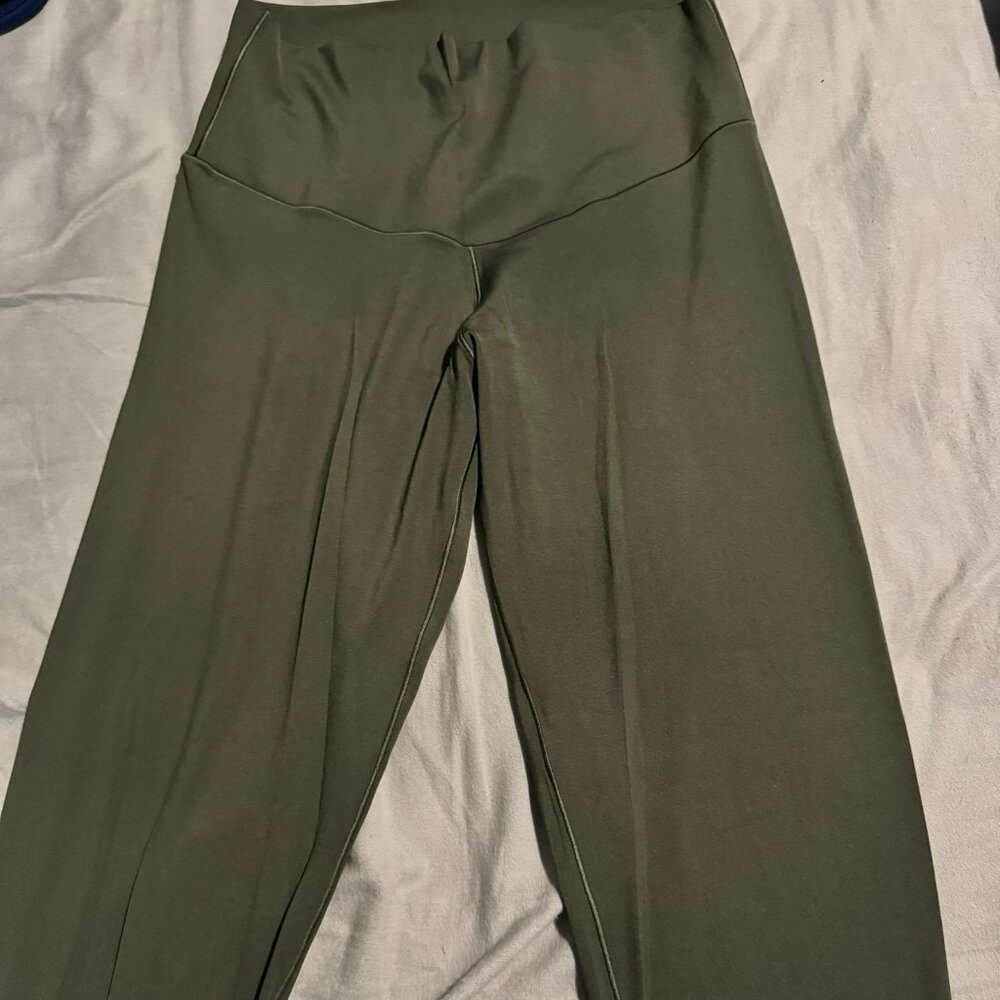 Offline by Aerie Real Me Legging - 7/8 - High Rise